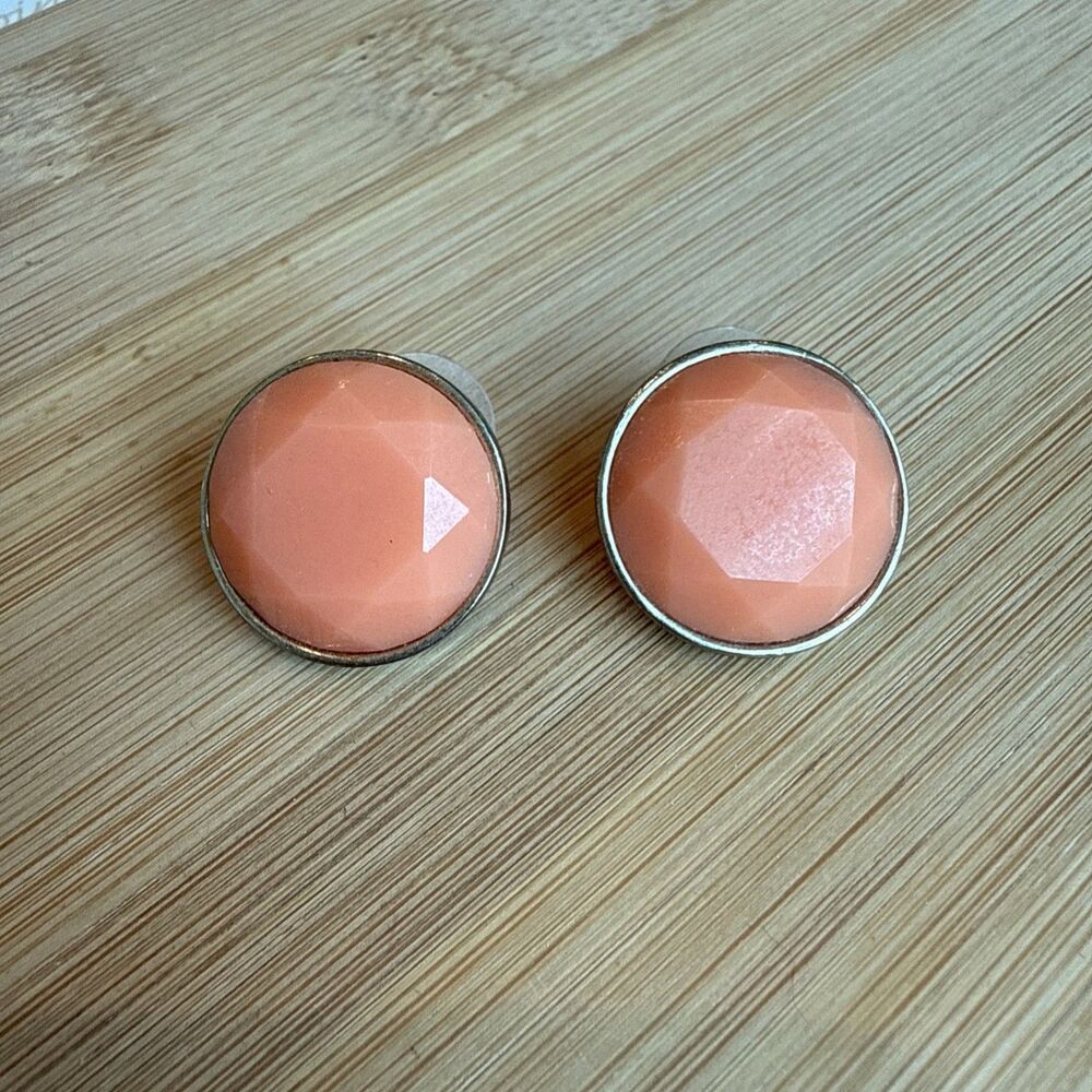 Y2K VINTAGE CORAL COLORED ROUND STUD EARRINGS UNBRANDED